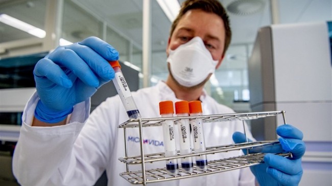 Totale immuniteit? Vaarwel maskers? Weer een golf van covid-19? Vaccinatie begint met 7 vragen