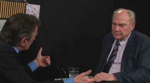 Karel van Wolferen legt in 6 minuten uit waarom Trump weg moest