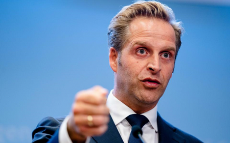 Langzaam wordt het spel duidelijk