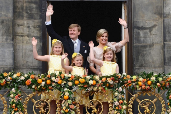 Prinses Amalia jariger dan alle andere jarigen: knalfuif met 100 man?