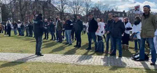 Misdrijven tegen het openbaar gezag